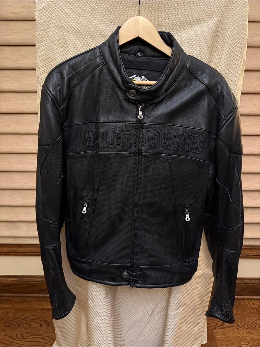 Harley Davidson Leather Jacket Mens XL  NWOT  Never Worn